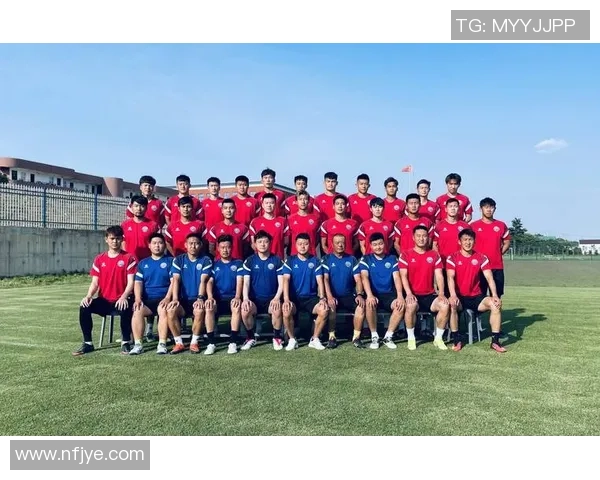 武汉足球队技术实力强劲荣登全国足球技术排行榜第二名 武汉足球队技术实力强劲荣登全国足球技术排行榜第二名